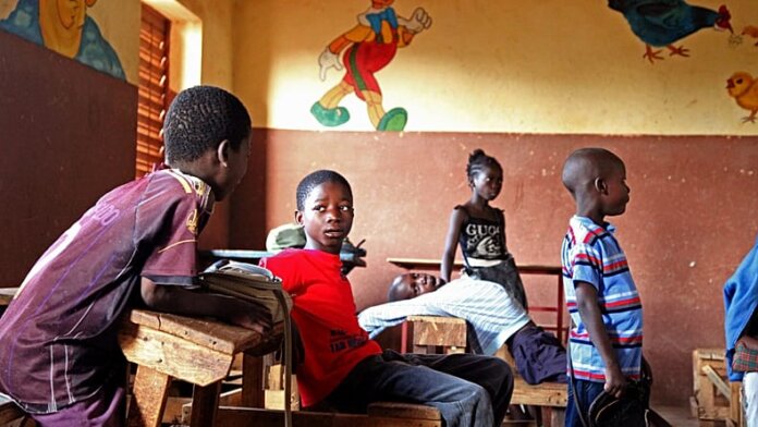 Mali Uses AI to Teach School Children in Bambara