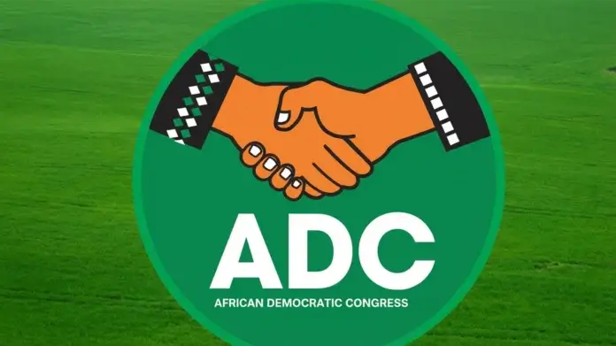 Oyo ADC gov candidate distributes corn to supporters