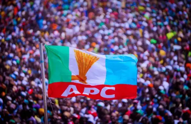 Senator Mustapha Defects Alone, APC Structure Intact – Kwara Central APC 51 Ward Chairmen Senator Mustapha Defects Alone, APC Structure Intact – Kwara Central APC 51 Ward Chairmen